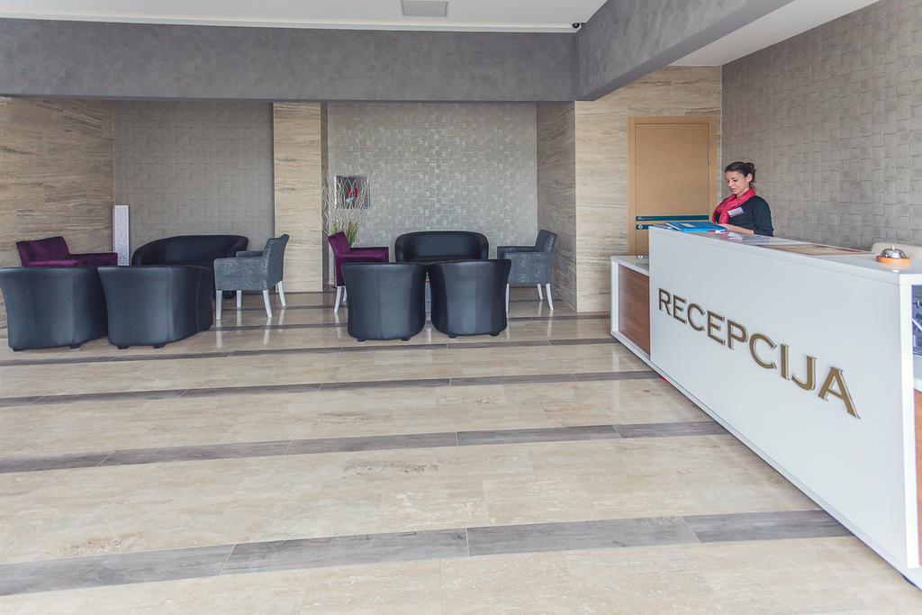 Hotel Franca Бар Екстериор снимка