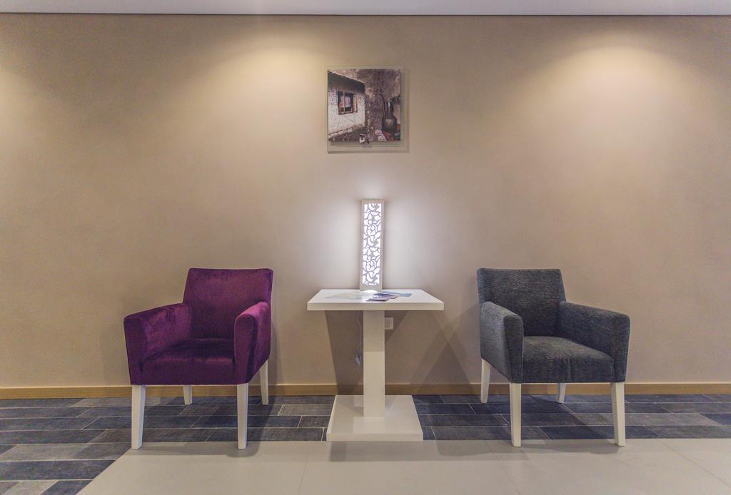 Hotel Franca Бар Екстериор снимка